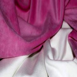 Nicky Velours Stof Surprise Box 10 x 1 Meter Nicky Velours Stof Surprise Box 10 x 1 Meter