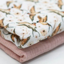 Baumwoll Musselin Stoff Digital - Schlucken Kuss Ecru Baumwoll Musselin Stoff Digital - Schlucken Kuss Ecru