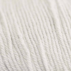 Baby Merino Superwash Knitting Yarn ISPE Needle Size 2 - 2,5 Ecru
